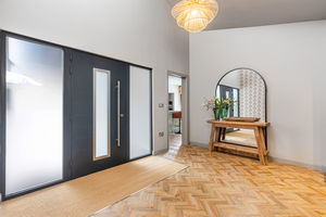 Photo 16- click for photo gallery